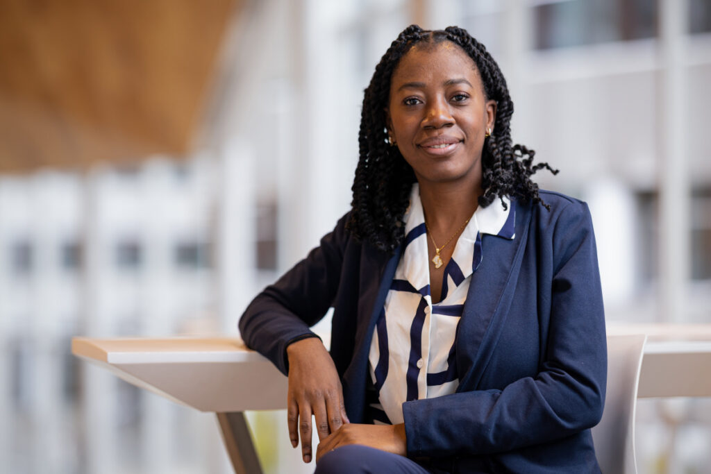 P20221207-nyamen-tato-ange-adrienne-1